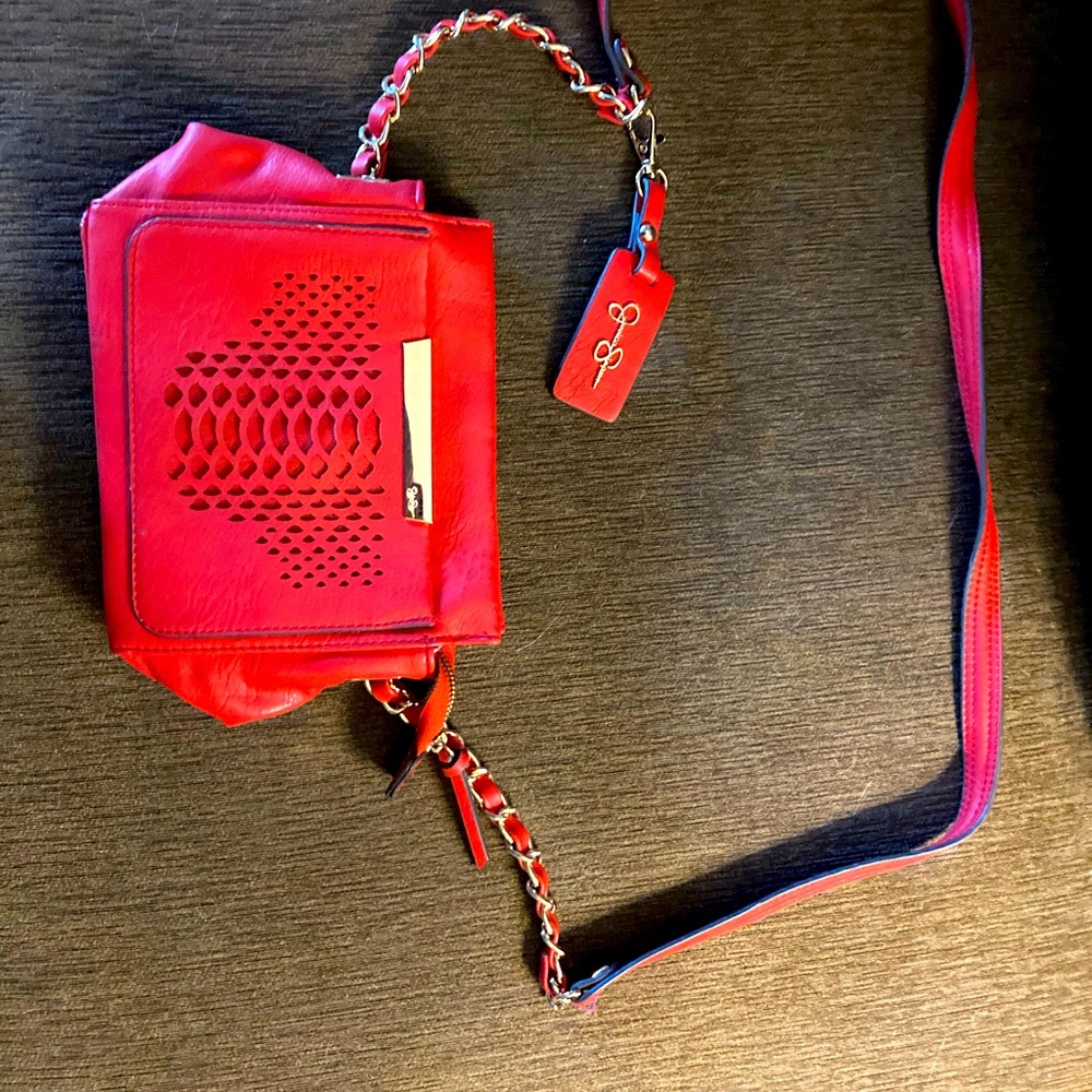 Jessica Simpson crossbody. Good condition & very cute. Comfy to wear.